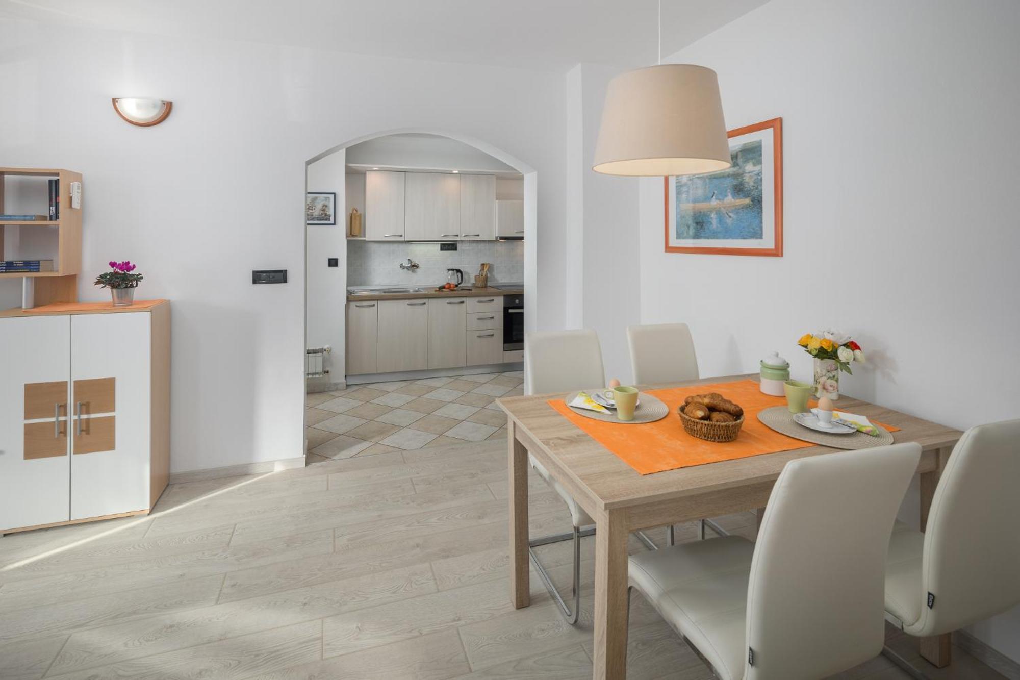 Villa Tina Poreč Exteriör bild
