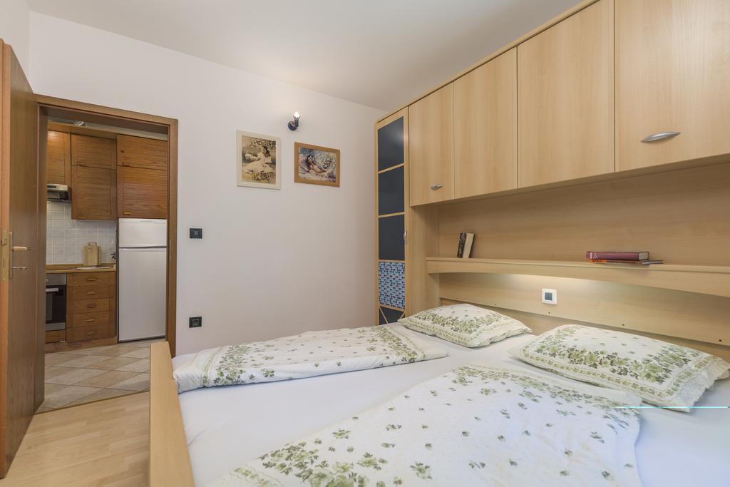 Villa Tina Poreč Exteriör bild